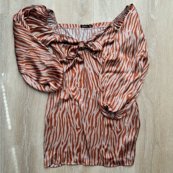 Boohoo Zebra Print Mini Dress - Picture 5 of 6